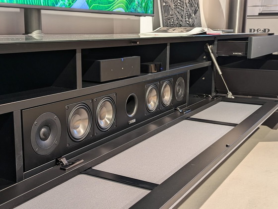 Image 1 of Mobile TV Spectral Ameno