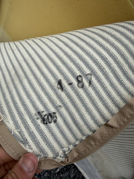 Image 1 of Ligne Roset Togo set in Beige Corduroy (velours côtelé) 10/10 staat!!