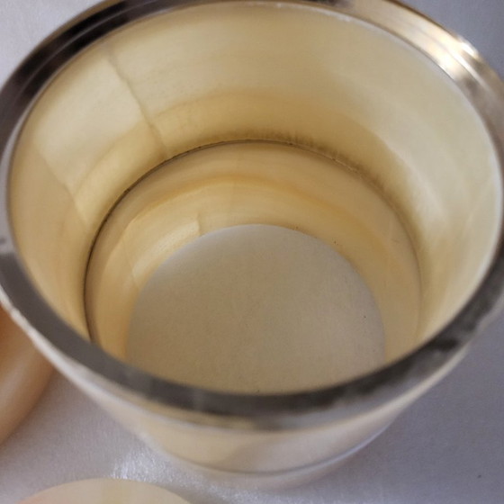 Image 1 of Lampe à poser en albâtre et laiton 