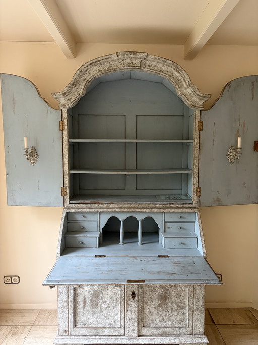 Armario sueco antiguo