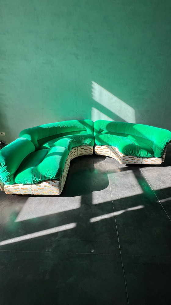 Image 1 of Divano modulare Rossi Di Albizzate Grandangolo 1969