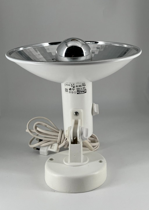 Applique murale vintage IKEA STROF type V405, années 1980, blanche avec réflecteur chromé