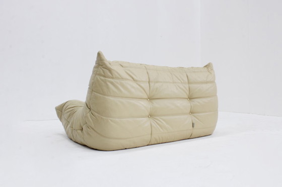 Image 1 of Vintage Togo ligne Roset leren 2 zits sofa  Michel Ducaroy