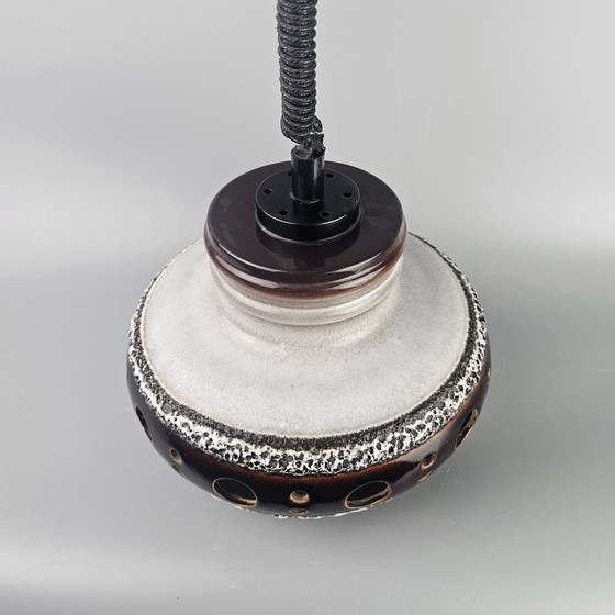 Image 1 of Lampada a sospensione vintage XL in ceramica marrone/bianca di Herda. Lampada a sospensione UFO degli anni '70. Lampada Fat 