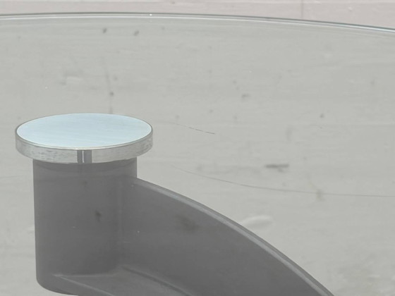 Image 1 of Table d'appoint en verre de style postmoderne avec piètement en fonte, années 1990