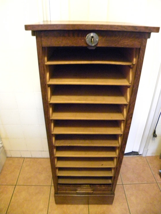 Image 1 of Archivador, roble