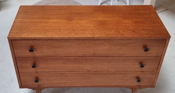 Cassettiera Mid Century – Credenze, Legno, Vintage (photo 11 of 17)