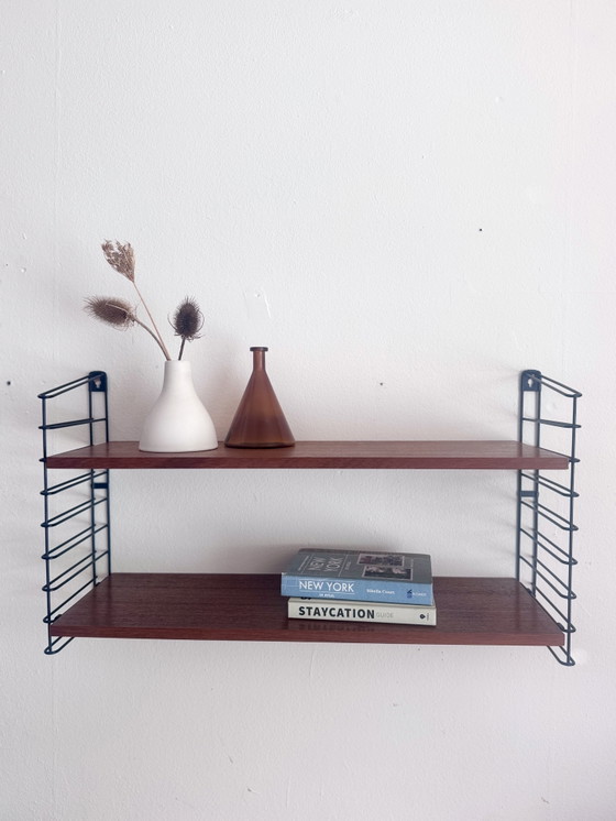 Image 1 of Portaoggetti da parete vintage in teak Tomodo