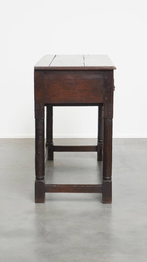 Image 1 of Ancienne table d'appoint en chêne anglais de la fin du XVIIIe siècle