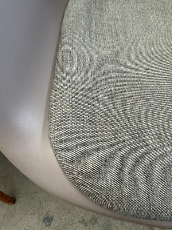 Poltrona Vitra Eames DAW, Charles e Ray Eames (disponibilità: 2) – Poltrone, Metallo, Plastica (photo 4 of 11)
