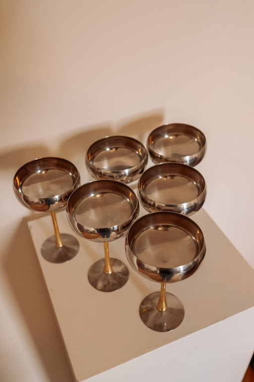 Set aus 6 italienischen Champagnergläsern aus Edelstahl mit vergoldeten Details