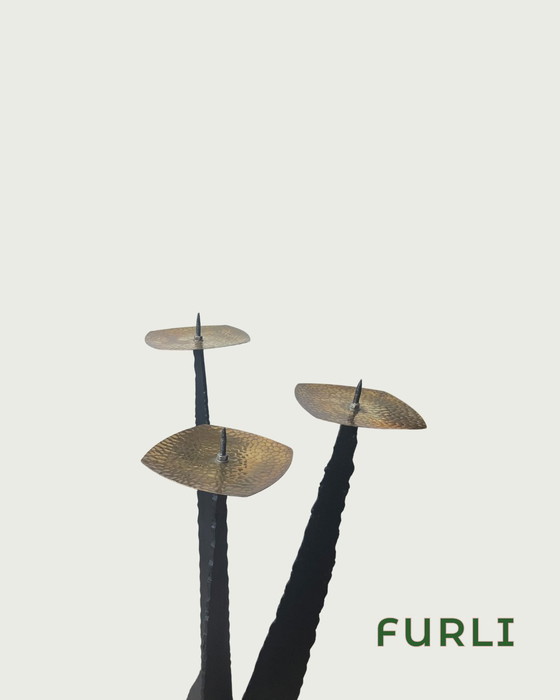 Image 1 of Skulpturaler Bodenleuchter aus den 60er Jahren / Brutalismus