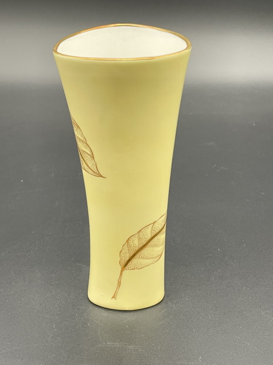 Weimar Porzellan Vaas 576 – Geel met Gouden Decor, vintage – Vazen, Porcelain (photo 3 of 6)