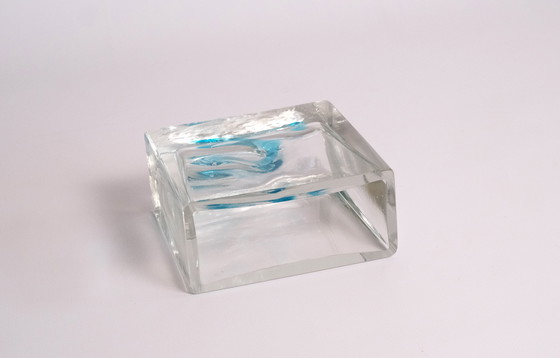 Image 1 of Design-Vase