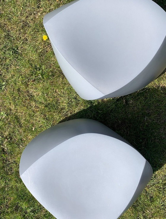 Image 1 of Set of 2 seating elements – Three Sides Cube (Frank Gehry)