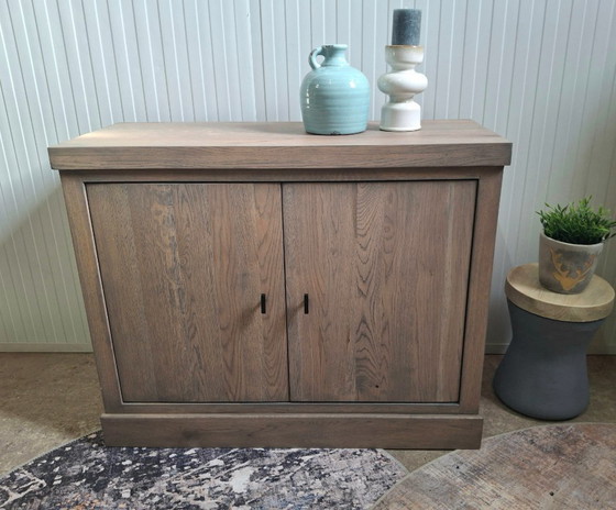 Image 1 of Buffet en chêne massif, armoire, neuf