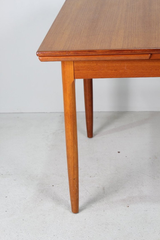 Image 1 of Vintage extendable dining table from the 1960s