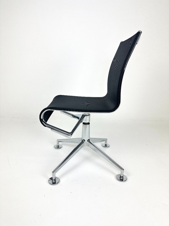 Design bureaustoel Alias Meetingframe, Draaistoelen, Aluminium, Zwart (foto 7 van 12)