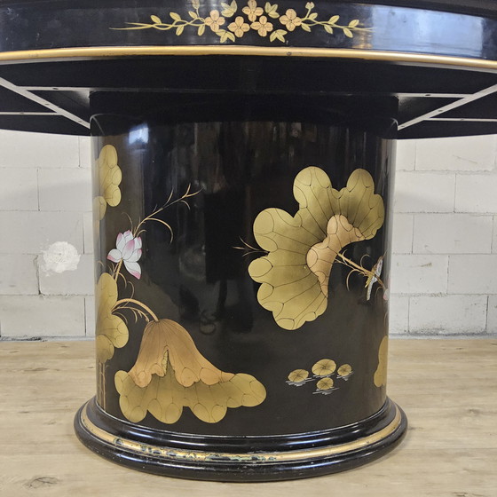 Image 1 of Vintage Ovale Chinese Eettafel  / Oosterse tafel (speksteen) / Chinoiserie / lakmeubel / lacquer / bohemian tafel
