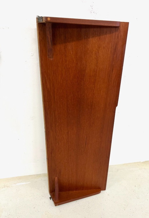 Estante para revistas vintage de teca de Kai Kristiansen para el sistema de pared modular FM.