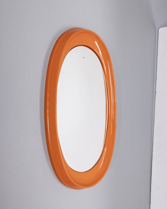 Image 1 of Specchio da parete vintage anni 70 in plastica arancione design Italiano