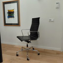 Vitra EA119 zwart leer, chroom