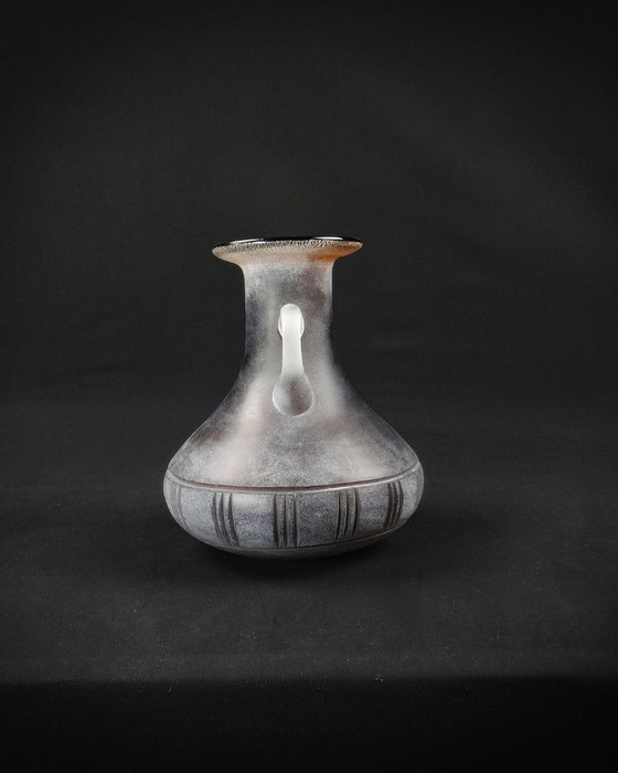 Image 1 of Vaso ad anfora in vetro tagliato di Murano, tecnica Scavo Seguso Vetri d'Arte