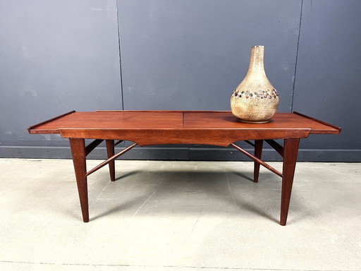 Mid Century Couchtisch mit ausziehbarer Tischplatte aus Teakholz, 1960er Jahre