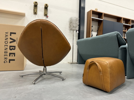 Image 1 of Label Vandenberg Hidde Draaifauteuil met poef Bovino naturel leer 