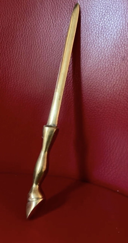 Antiker Brieföffner aus Messing/Bronze – Rehfussgriff - 25 Cm