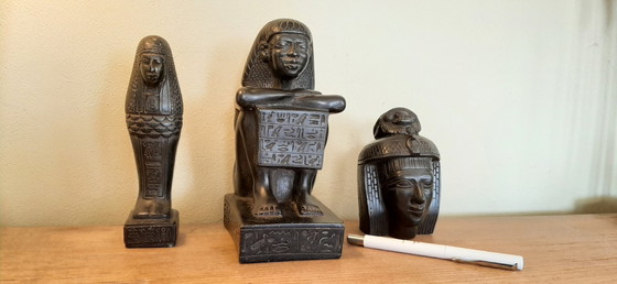 Image 1 of 3  Egyptische beelden 