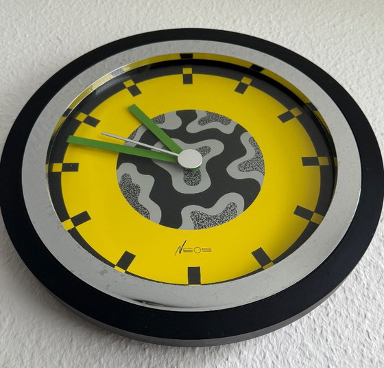 Reloj de pared NEOS de Lorenz – Memphis Design – George Sowden & Nathalie du Pasquier – Relojes, Other (photo 3 of 6)