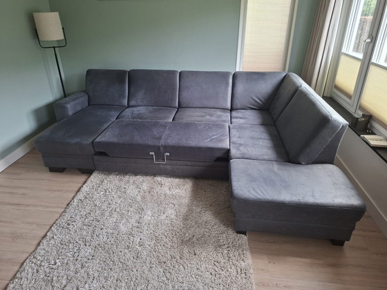 Image 1 of Sofá en forma de U con función de cama.