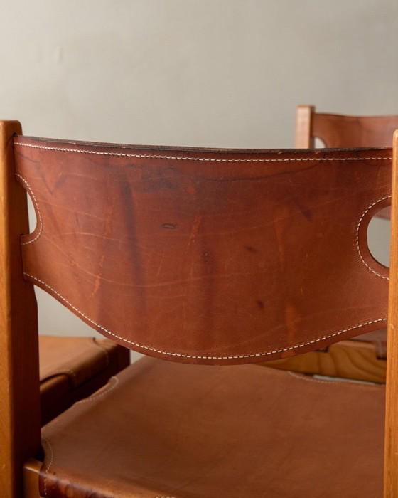 Image 1 of Brutalistische eetkamerstoelen van iepenhout en leer van Maison Regain, jaren 70, set van 4