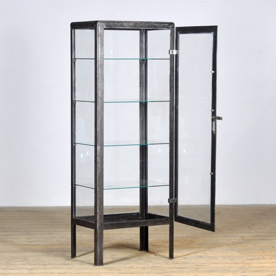 Image 1 of Gabinetto medico dall'Ucraina, datato 1963