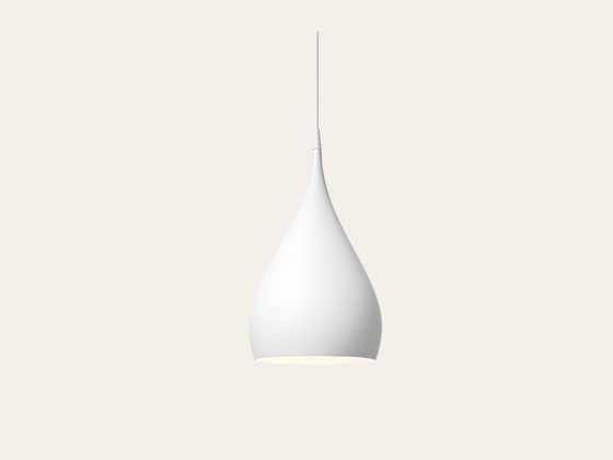 &Tradition Spinning BH1 Pendant lamp – White | Benjamin Hubert – Aluminium (photo 3 of 5)