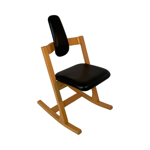 Peter Opsvik - Stokke - Pendulum - Ergonomically Shaped Rocking Chair - Black Leather Upholstery and Wooden Frame