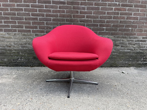 Image 1 of Fauteuil pivotant au design vintage, revêtement rouge, années 1970/1980