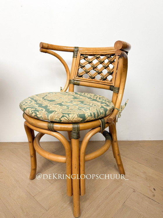 Image 1 of Vintage rotan bamboe bistroset, balkonset, tafel en twee stoelen