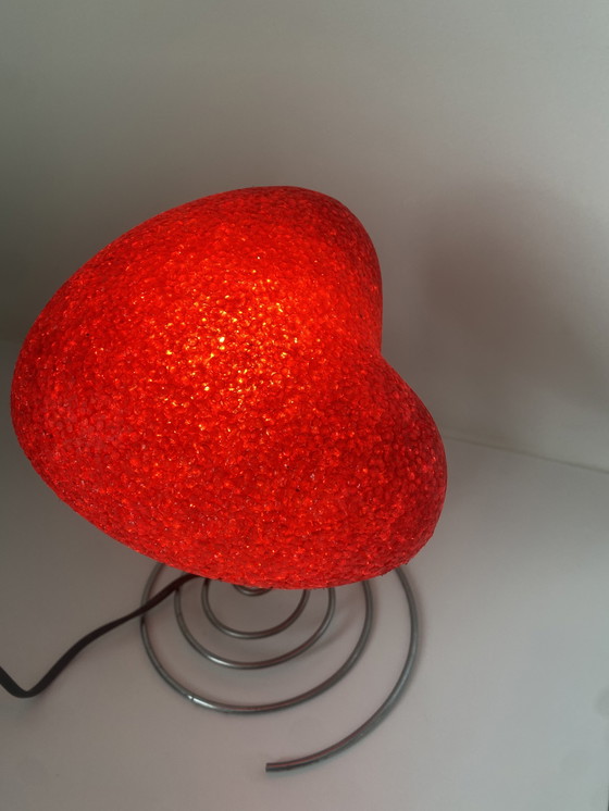Image 1 of Lampada da tavolo a forma di cuore in stile Pop Art vintage - anni '80