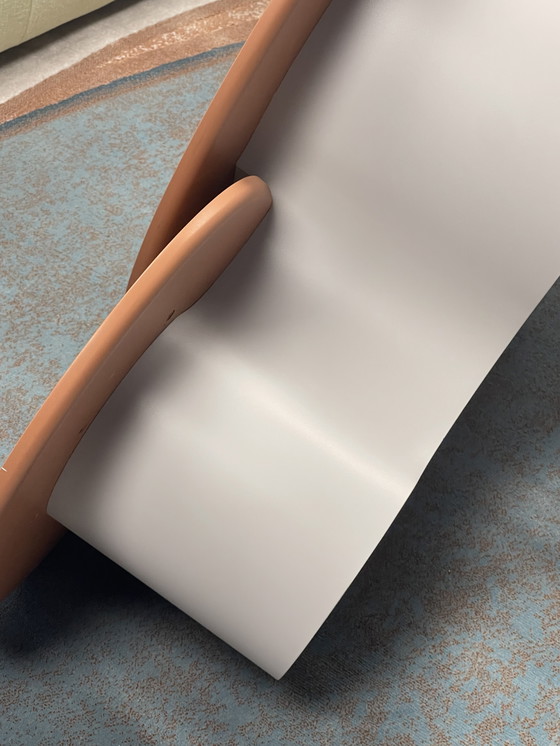 Image 1 of Leolux Pode Slowy Coffee Table Showroom