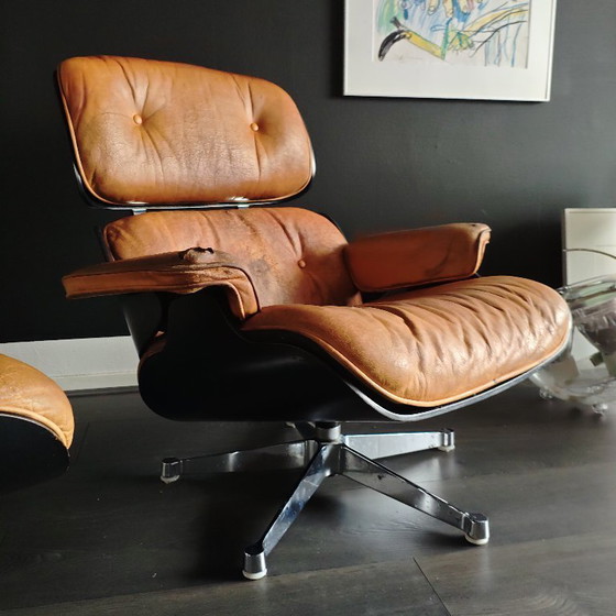 Eames Lounge Chair & Ottoman, Projet de restauration H.Miller Made By Vitra – Fauteuils, Wood, Leather (photo 4 of 5)
