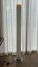 Flos Stylos floor lamp - design classic by A. Castiglioni
