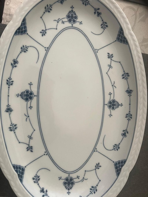 Rosenthal porcelain serving platter - 30 cm long, 25 cm wide, oval