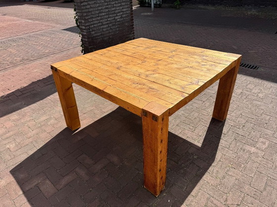 Image 1 of Robuuste Eettafel Van Historische Gebinten 140 X 140 Cm