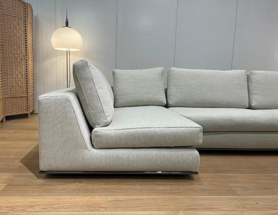 Image 1 of Canapé d'angle et tabouret Minotti Hamilton, récemment retapissés + Garantie