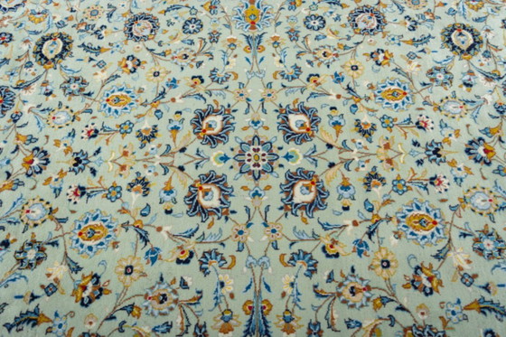 Image 1 of Perzisch tapijt - Kashan kurk 415 x 310 cm in pistachegroen