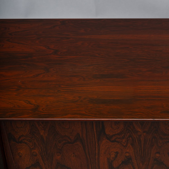 Image 1 of Buffet en palissandre modèle 18 par Gunni Omann pour Omann Jun Møbelfabrik, années 1960