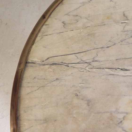Table de bistrot avec plateau en marbre et bordure en laiton, début du XXe siècle – Tables de salle à manger (photo 10 of 20)