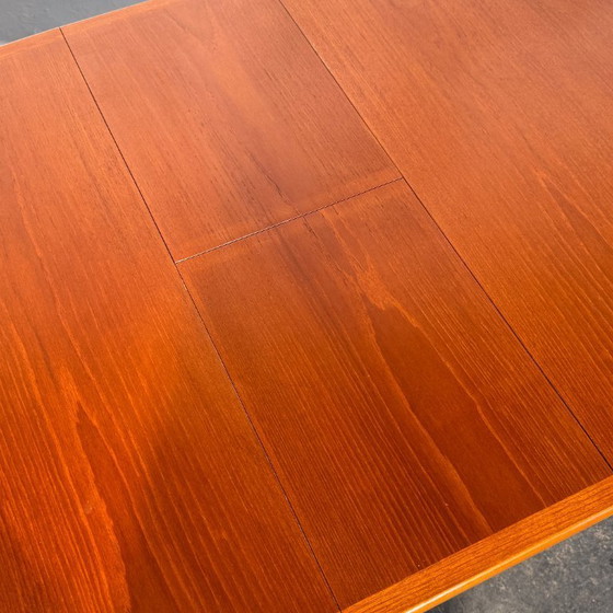 Image 1 of British Oval Extendable Teak Dining Table, 1960s